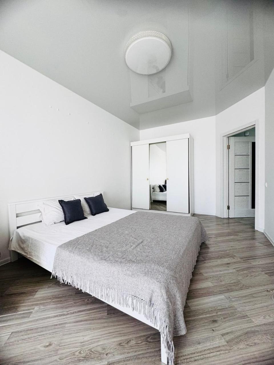 Apartament стрийська 45а жк леви міста автовокзал гашека наукова кінг кросс Lwów